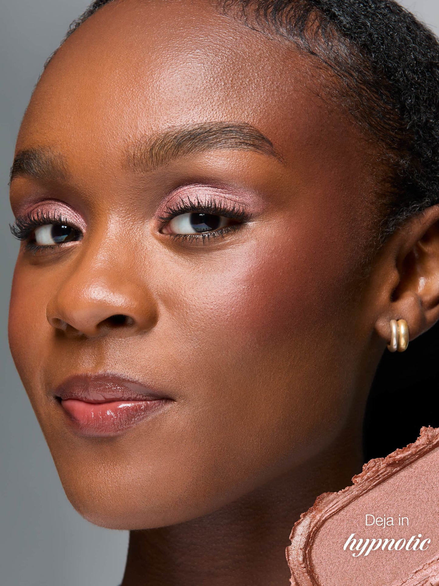 smolderEYES™ shadow liner